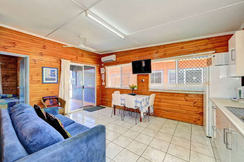 Bargara Gardens Motel And Holiday Villas - Accommodation Mount Tamborine 2