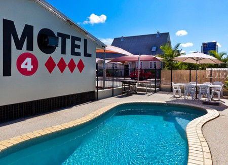 Caboolture Central Motor Inn - Accommodation Mount Tamborine 0