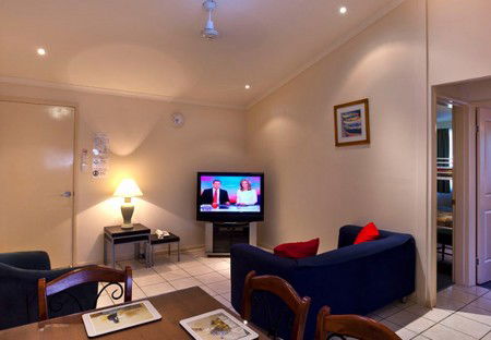 Caboolture Central Motor Inn - Accommodation Mount Tamborine 2