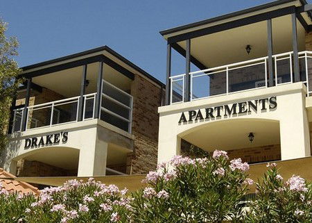 Drakes Apartments With Cars - Accommodation Mount Tamborine 0