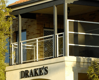 Drakes Apartments With Cars - Accommodation Mount Tamborine 2