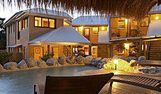 L Auberge Apartments Noosa - Accommodation Mount Tamborine 1
