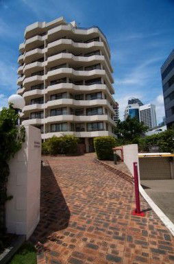Barbados Apartments - Accommodation Mount Tamborine 0