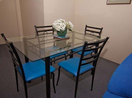Barbados Apartments - Accommodation Mount Tamborine 3