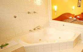 Richmond NSW Accommodation Mount Tamborine
