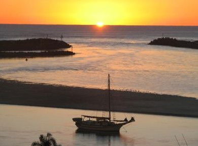 Sunrise Tuncurry Apartments - Accommodation Mount Tamborine 2