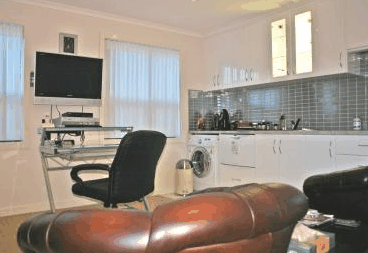 The Charles Robbins - Accommodation Mount Tamborine 2