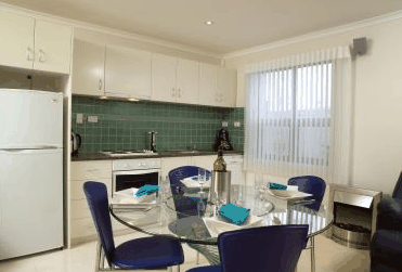 The Charles Robbins - Accommodation Mount Tamborine 3