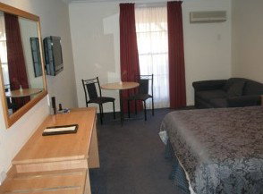 Bushmans Motor Inn - Accommodation Mount Tamborine 4