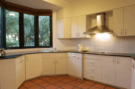 Byron Links Apartments - Accommodation Mount Tamborine 4