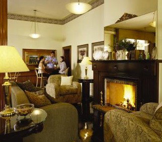 Royal Exchange Hotel - Accommodation Mount Tamborine 0