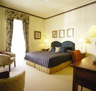 Royal Exchange Hotel - Accommodation Mount Tamborine 2