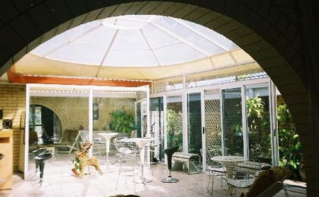Capri Lodge - Accommodation Mount Tamborine 0