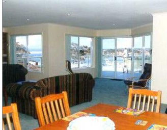 The Palms Apartments - Accommodation Mount Tamborine 2