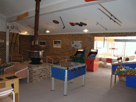 Acacia Snowy Motel - Accommodation Mount Tamborine 2