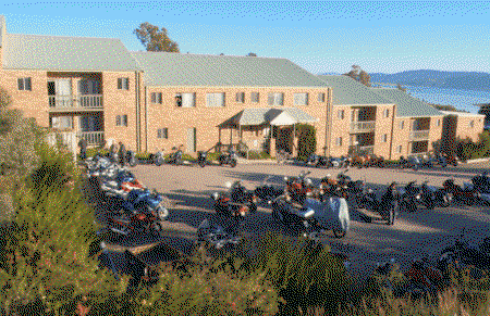 Acacia Snowy Motel - Accommodation Mount Tamborine 3