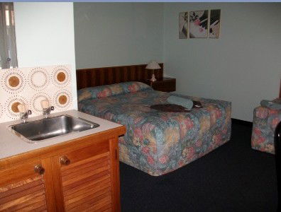 Alkira Motel - Accommodation Mount Tamborine 4