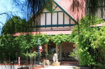 The Lodge Outback Motel - Accommodation Mount Tamborine 0