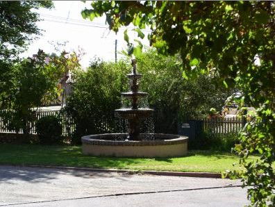 The Lodge Outback Motel - Accommodation Mount Tamborine 1