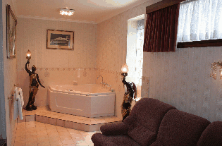 Motel Mayfair On Cavell - Accommodation Mount Tamborine 5