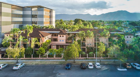 Central Plaza Apartments - Accommodation Mount Tamborine 0