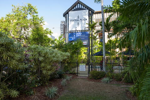 Central Plaza Apartments - Accommodation Mount Tamborine 3