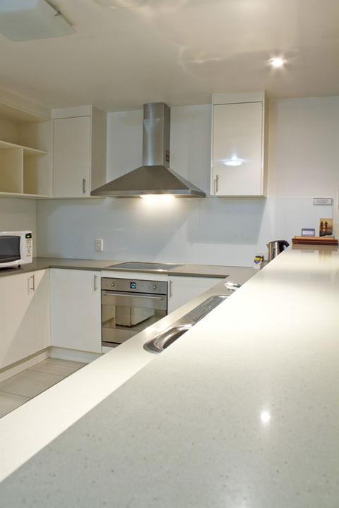 The Bay Apartments - Accommodation Mount Tamborine 3