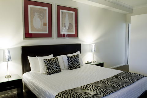 The Bay Apartments - Accommodation Mount Tamborine 4