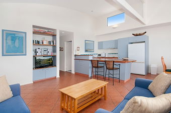 Aqua Promenade Beachfront Apartments - Accommodation Mount Tamborine 7