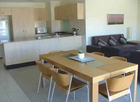 The Village Burleigh Heads - Accommodation Mount Tamborine 3