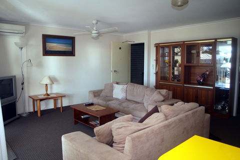 Skyline Holiday Units - Accommodation Mount Tamborine 7