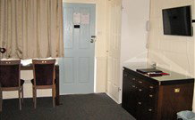 Warren Motor Inn - Warren - Accommodation Mount Tamborine 5