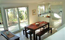 Moments Mountain Retreat - - Accommodation Mount Tamborine 6