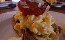 The Globe Inn - Accommodation Mount Tamborine 5