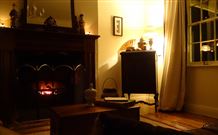 The Globe Inn - Accommodation Mount Tamborine 7