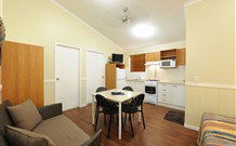 Andrea's Houses - Frangipani House - Accommodation Mount Tamborine 2