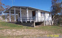Burrill's Cedar Cottage - Accommodation Mount Tamborine 2