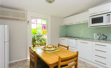 The Studio - Accommodation Mount Tamborine 3