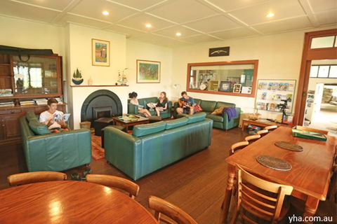 Sydney - Pittwater YHA - Accommodation Mount Tamborine 6
