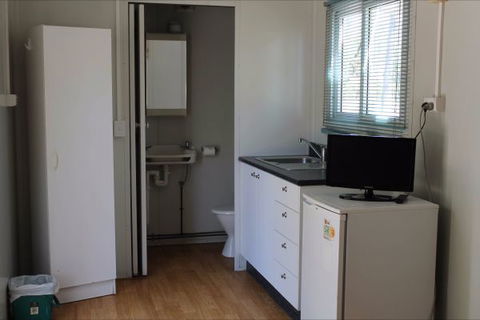 Corroboree Park Tavern - Accommodation Mount Tamborine 9