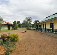Kings Canyon Holiday Park - Accommodation Mount Tamborine