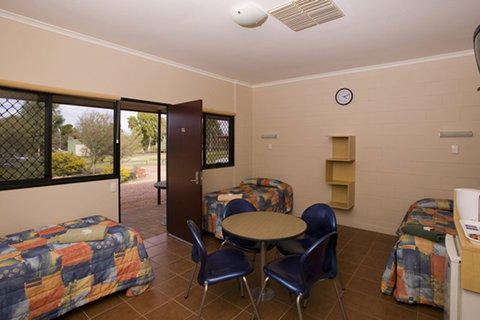 Kings Canyon Holiday Park - Accommodation Mount Tamborine 6