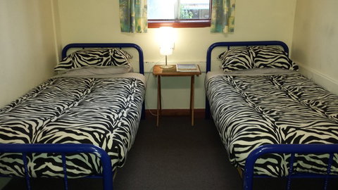Esperance YHA - Accommodation Mount Tamborine 6