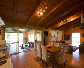 Clandulla Cottages And Farmstay - Accommodation Mount Tamborine 1