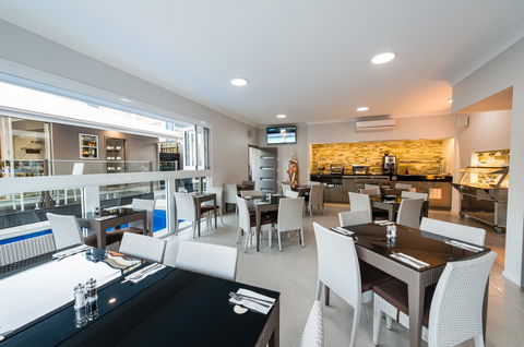 Athena Motel Apartments - Accommodation Mount Tamborine 2