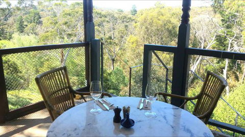 The Grande Hotel And Restaurant - Accommodation Mount Tamborine 2