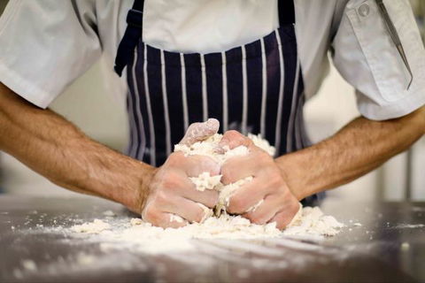 The Grande Hotel And Restaurant - Accommodation Mount Tamborine 6