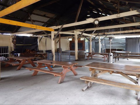 Club House Hotel - Accommodation Mount Tamborine 3