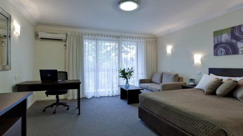Tall Trees - Accommodation Mount Tamborine 0