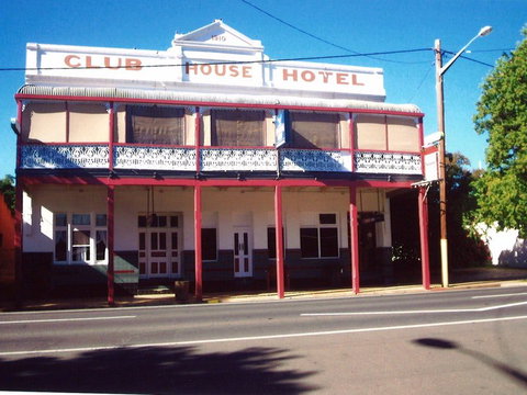 Club House Hotel - Accommodation Mount Tamborine 0